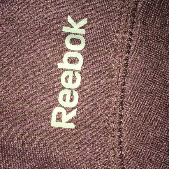 reebok play dry pull over - Picture 3 of 3